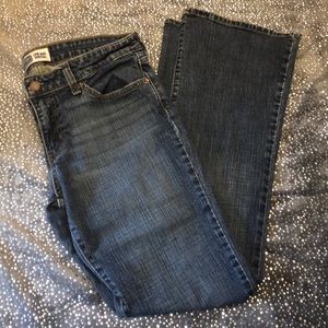 🌼3/$13🌼 Signature Levi Jeans